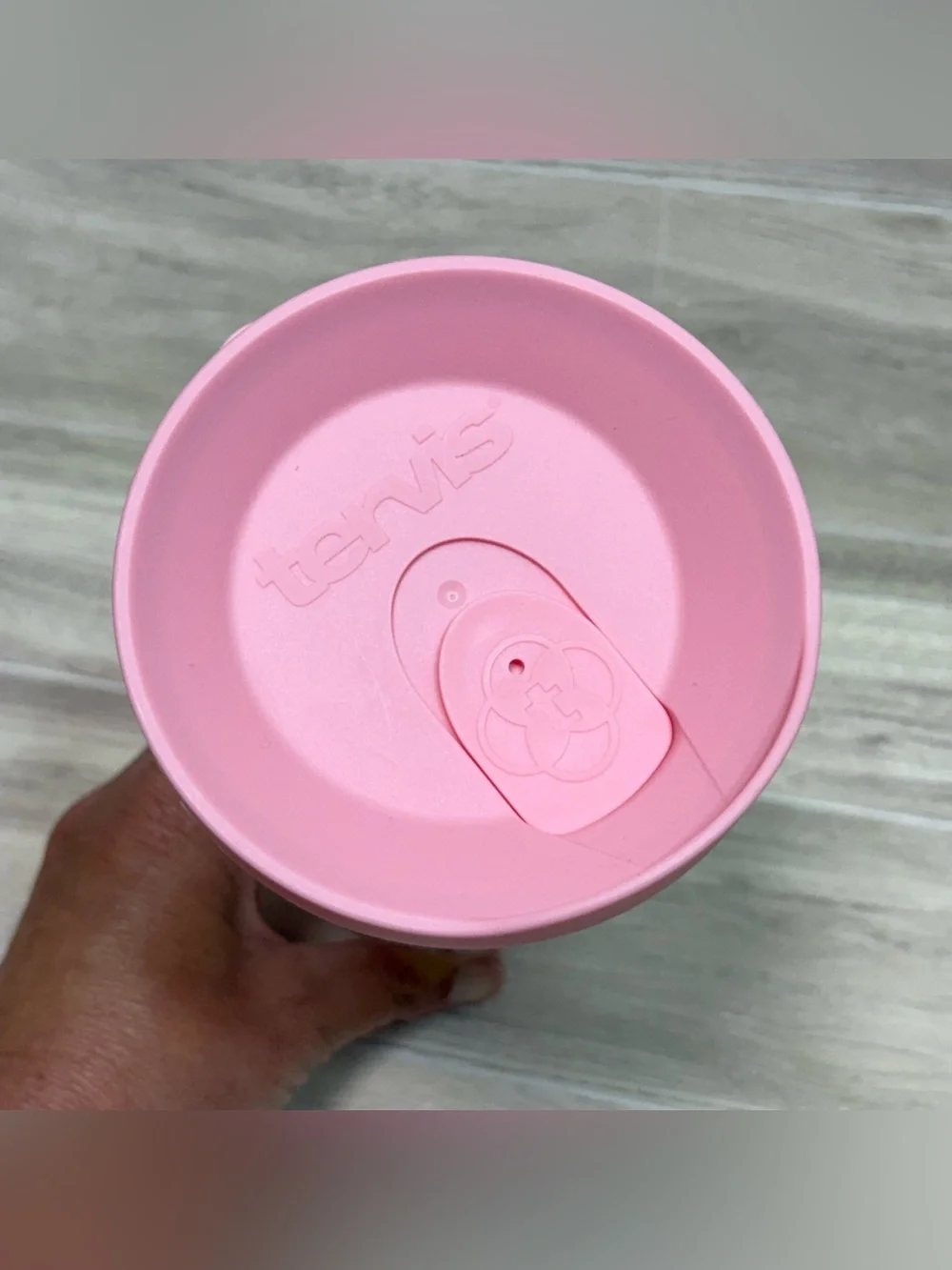 tervis Disney Epcot Clear 24 oz Tumbler with Pink Lid